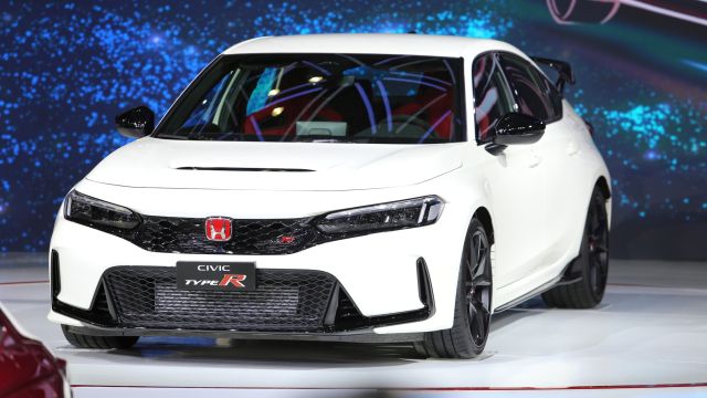  Bàn giao Honda Civic Type R đến Khách hàng đầu tiên tại Việt Nam