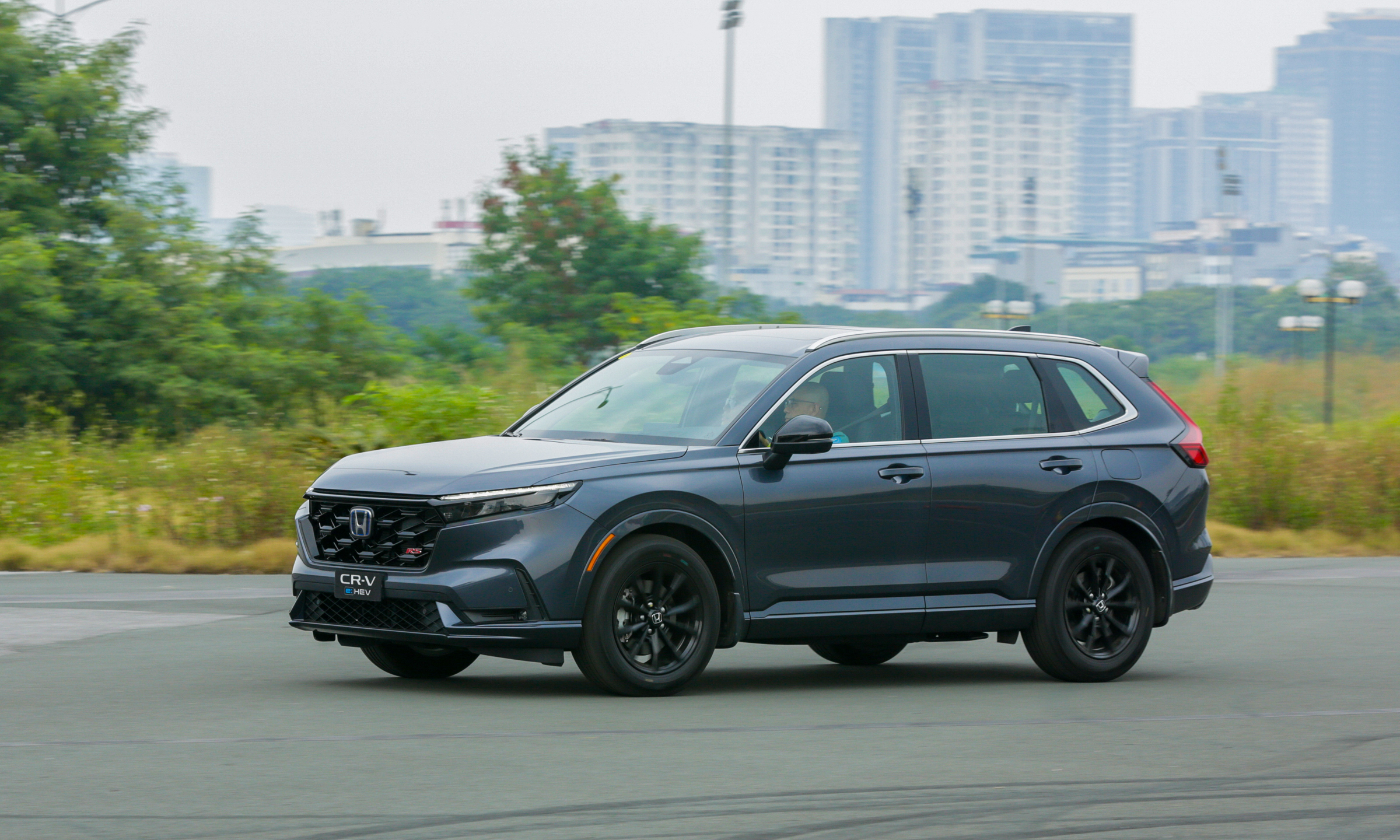 Honda CR-V đứng đầu toàn thị trường doanh số xe Hybrid tháng 8/2025